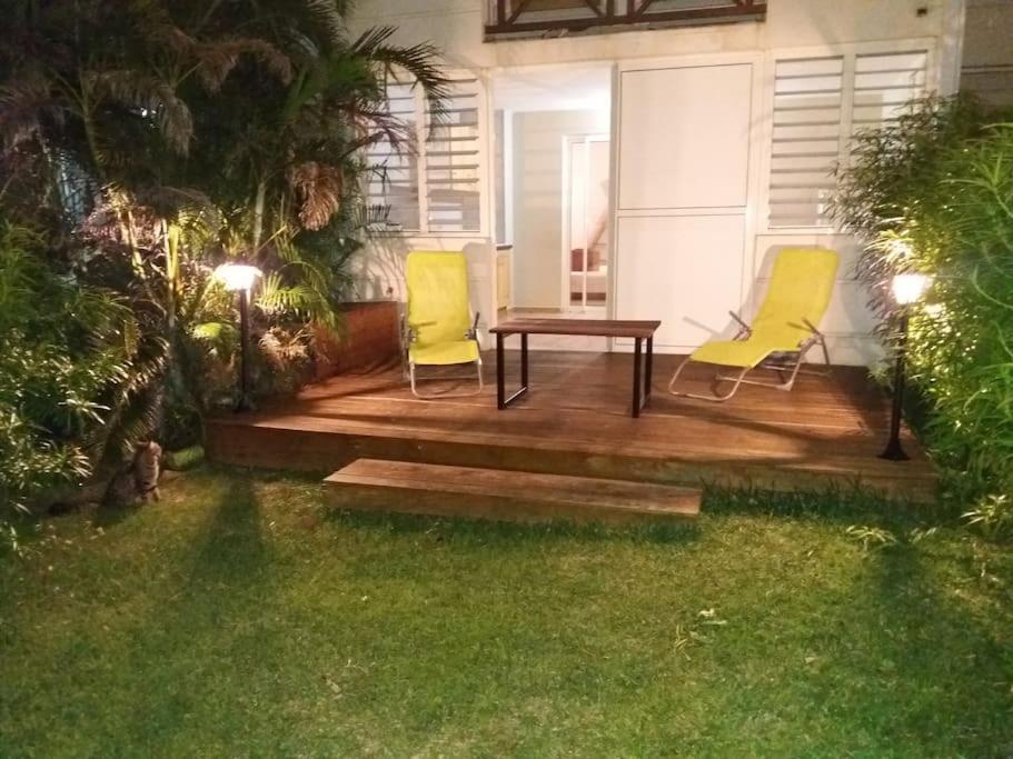 Le Mafane *** Apartment La Saline Le Bains Ngoại thất bức ảnh